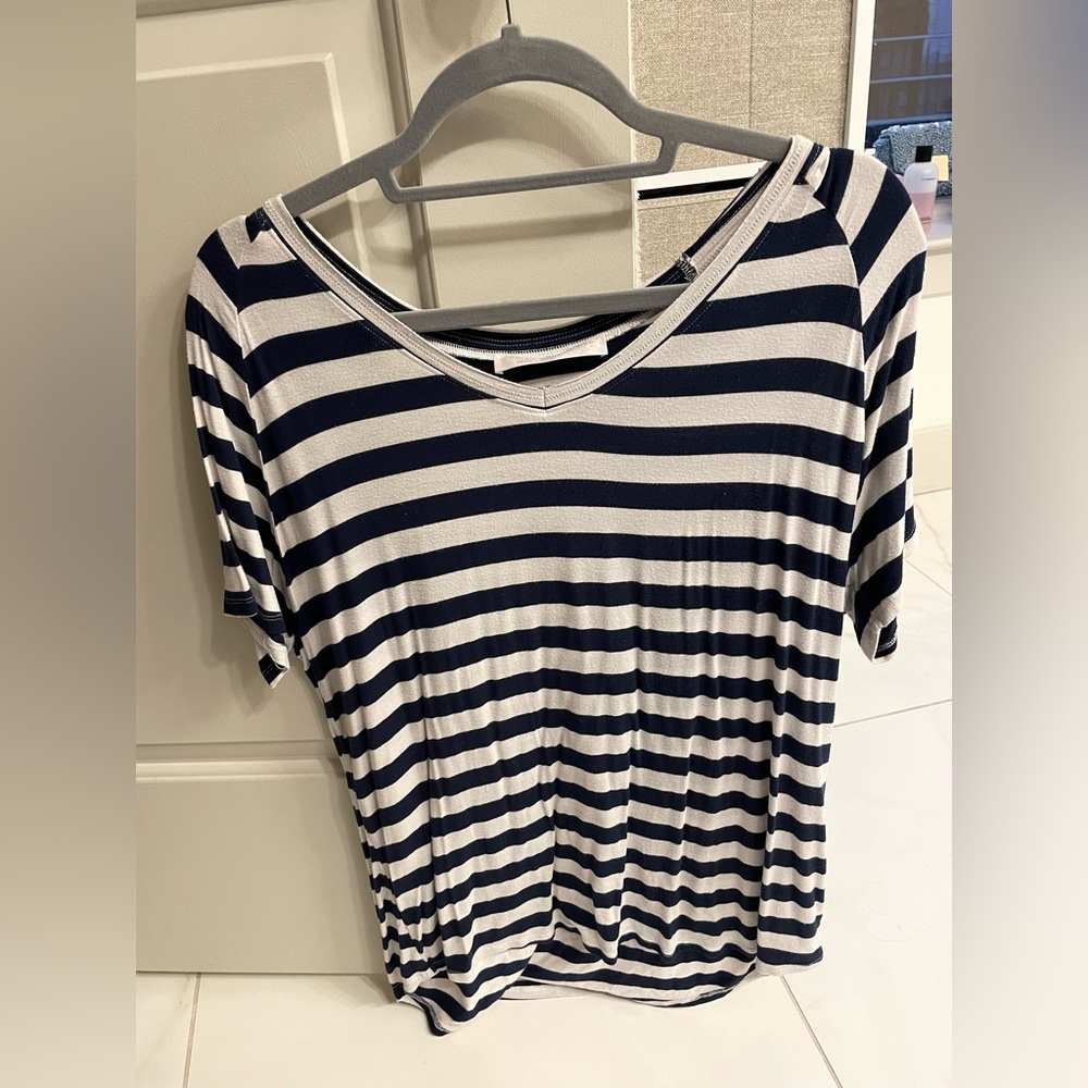 Pristine Condition Double Zero Small White & Blue… - image 1